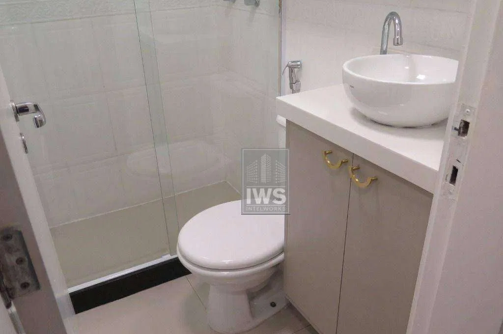 Furnished 94 m² apartment with 2 bedrooms and suite — photo 6