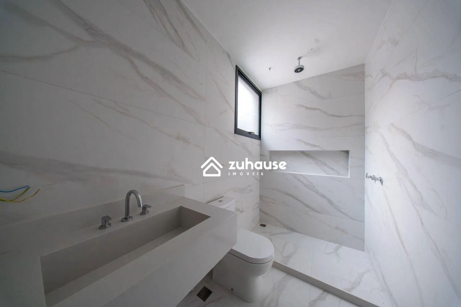 Casa tríplex com 5 quartos e 5 banheiros — photo 30