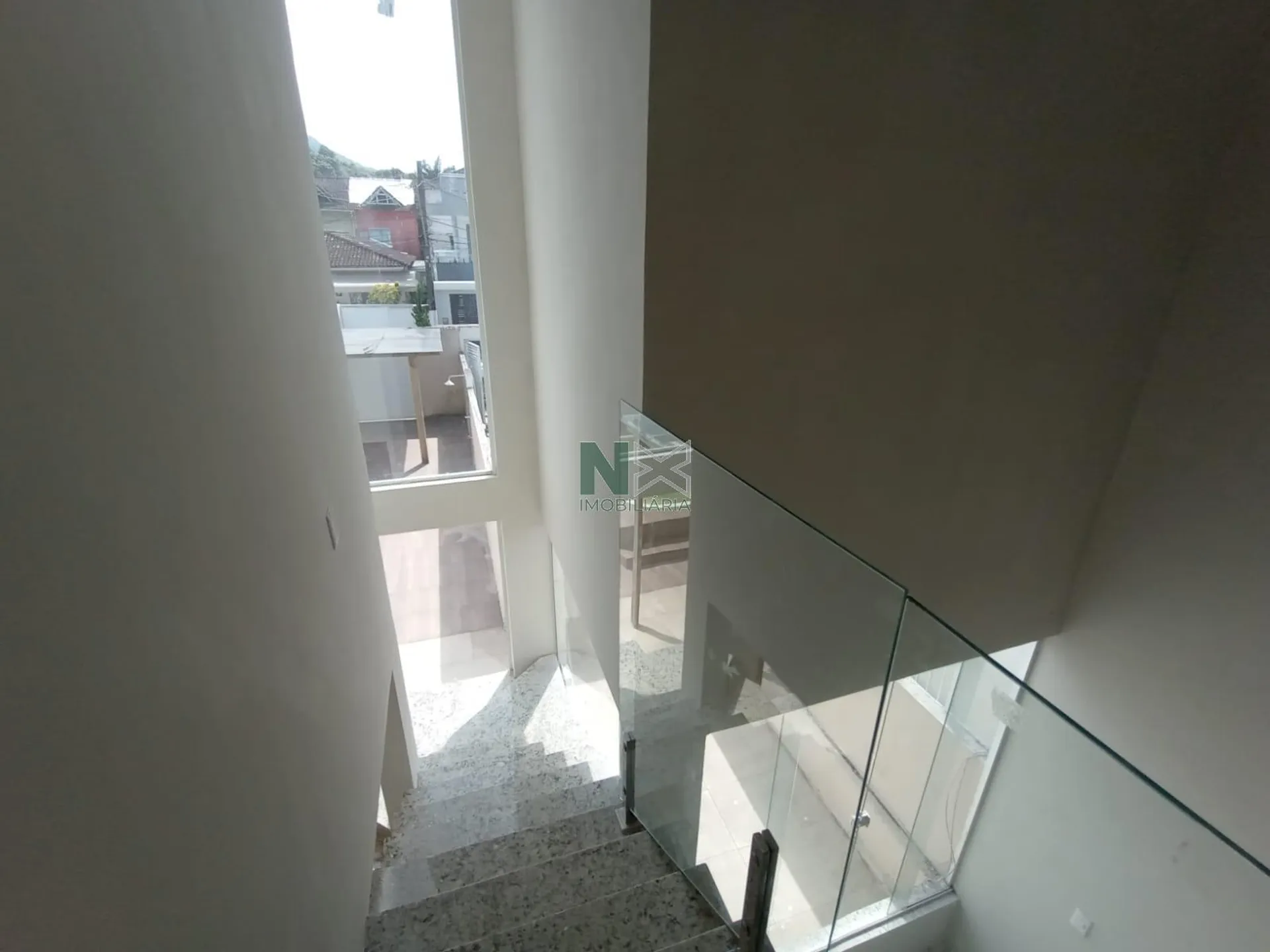 Casa de 3 quartos com jardim — photo 11
