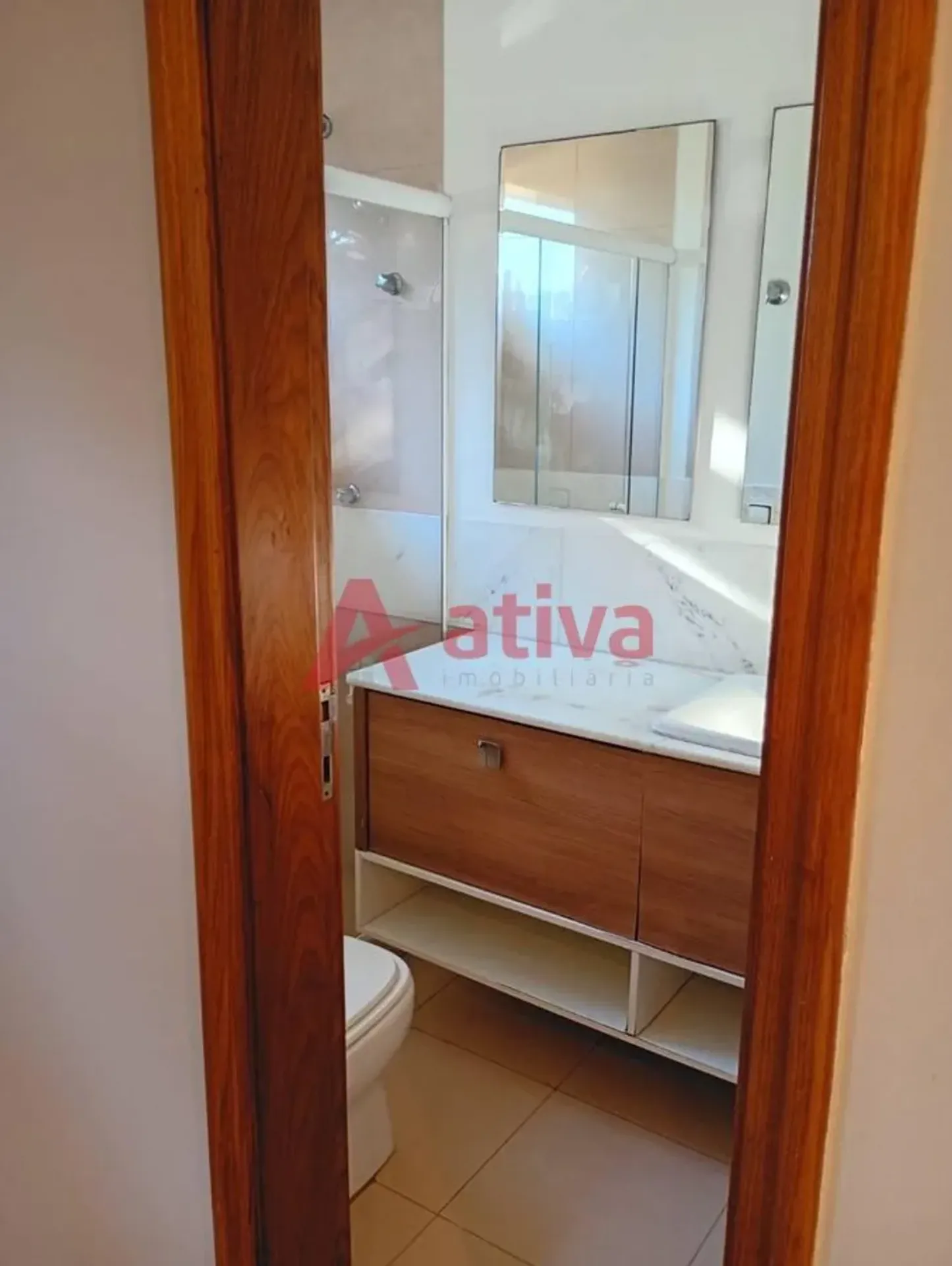 Furnished house with 4 bedrooms and 500 m² — photo 9