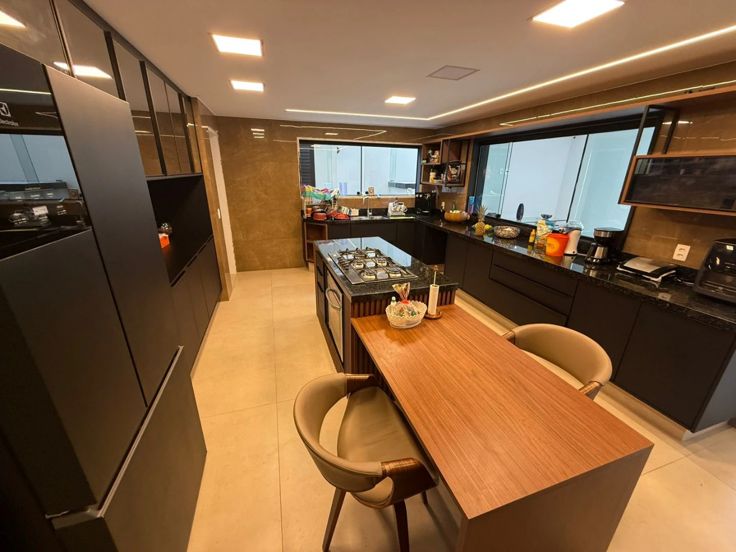Furnished house with 5 en-suite bedrooms and 600 m² — photo 16