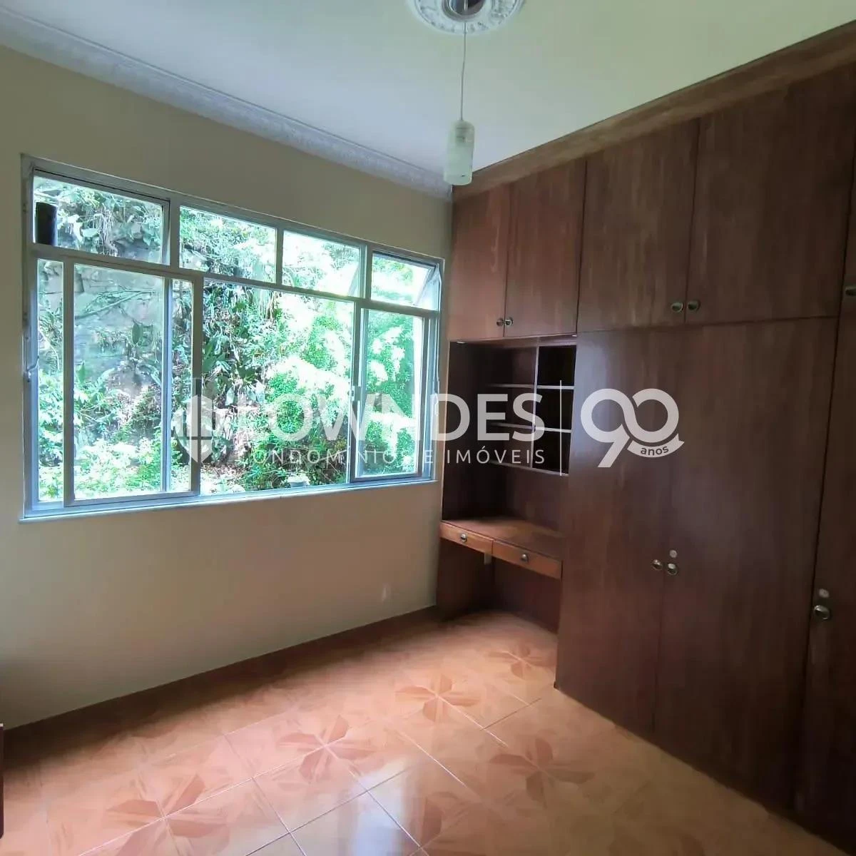 2-bedroom apartment with a park view — photo 3