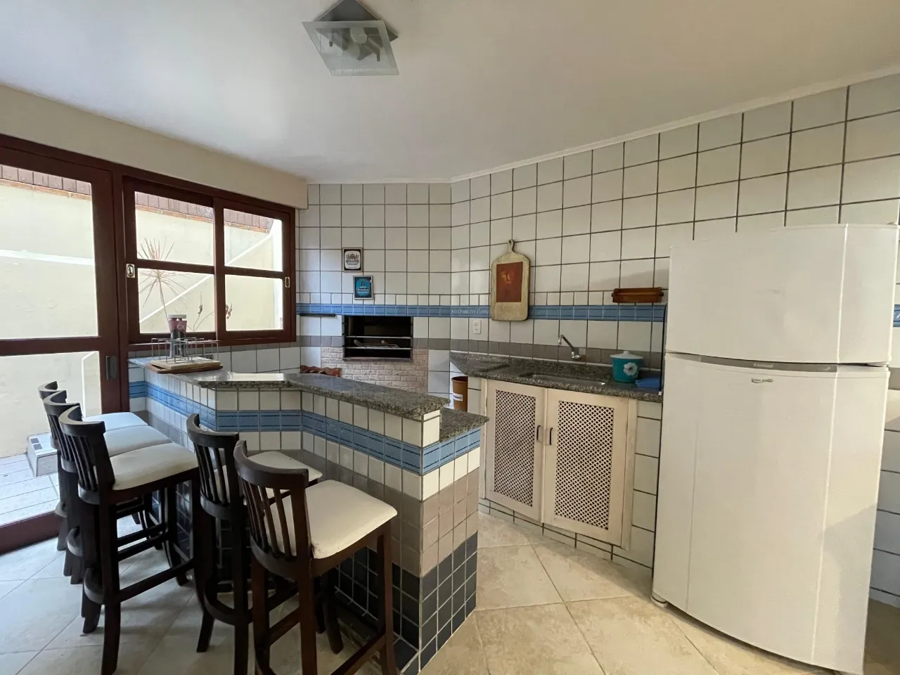 Furnished house with private garden and BBQ — photo 4