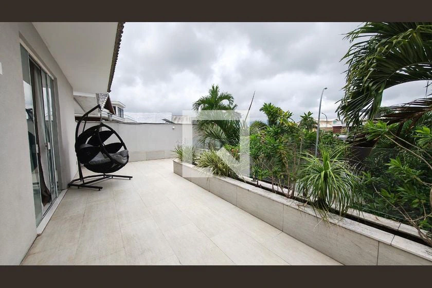 House, 430 m², with a private pool — photo 23