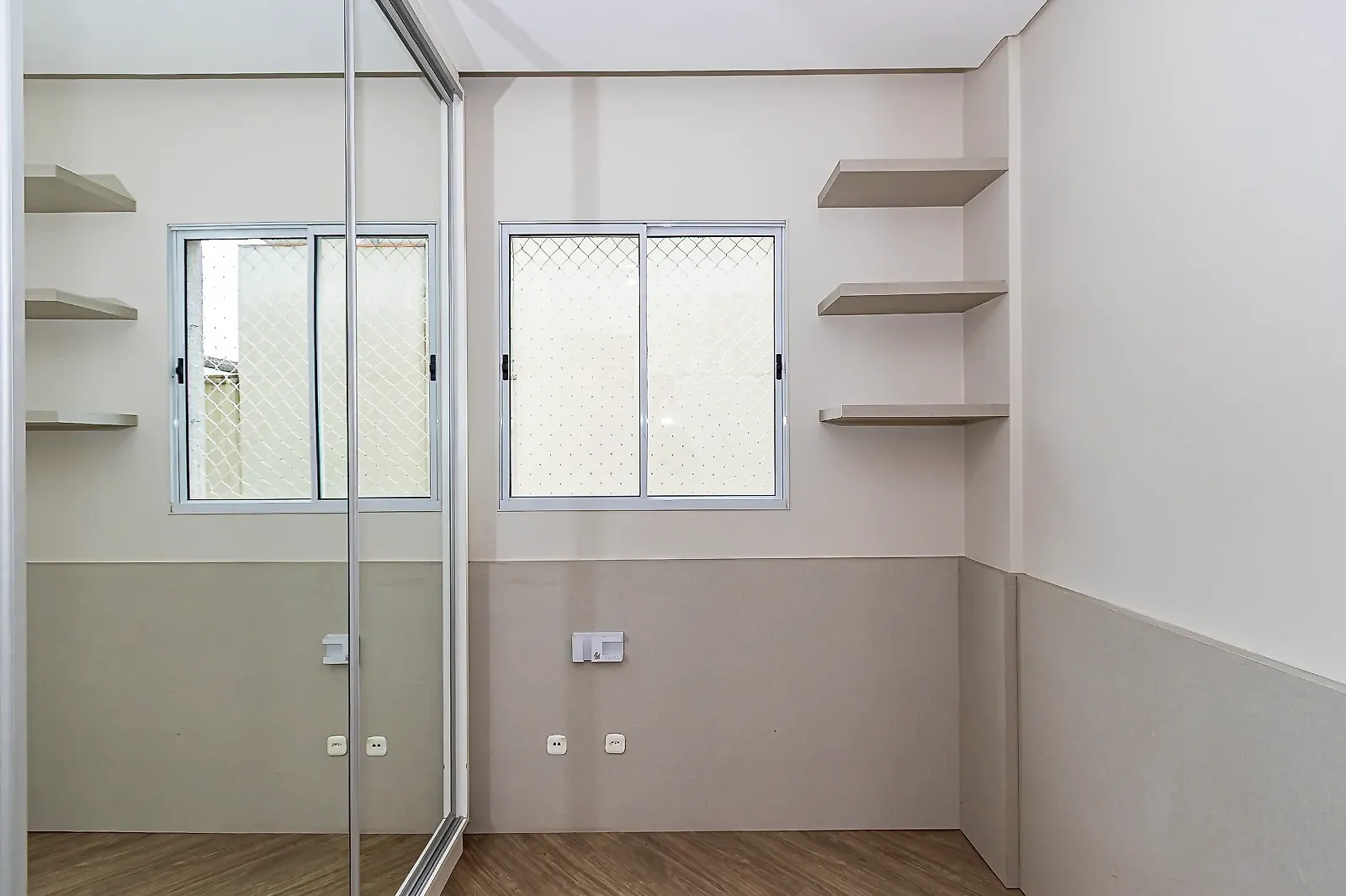 Apartamento de 2 quartos com varanda gourmet, Bacacheri — photo 49