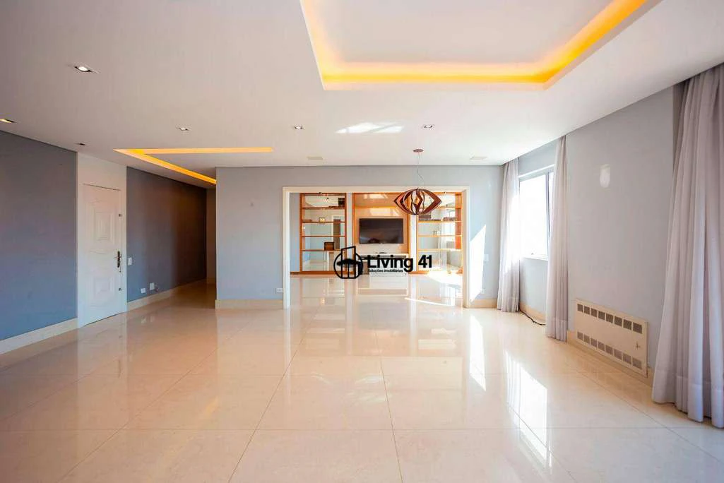 2-bedroom apartment with 332 m² and 2 parking spaces — photo 3