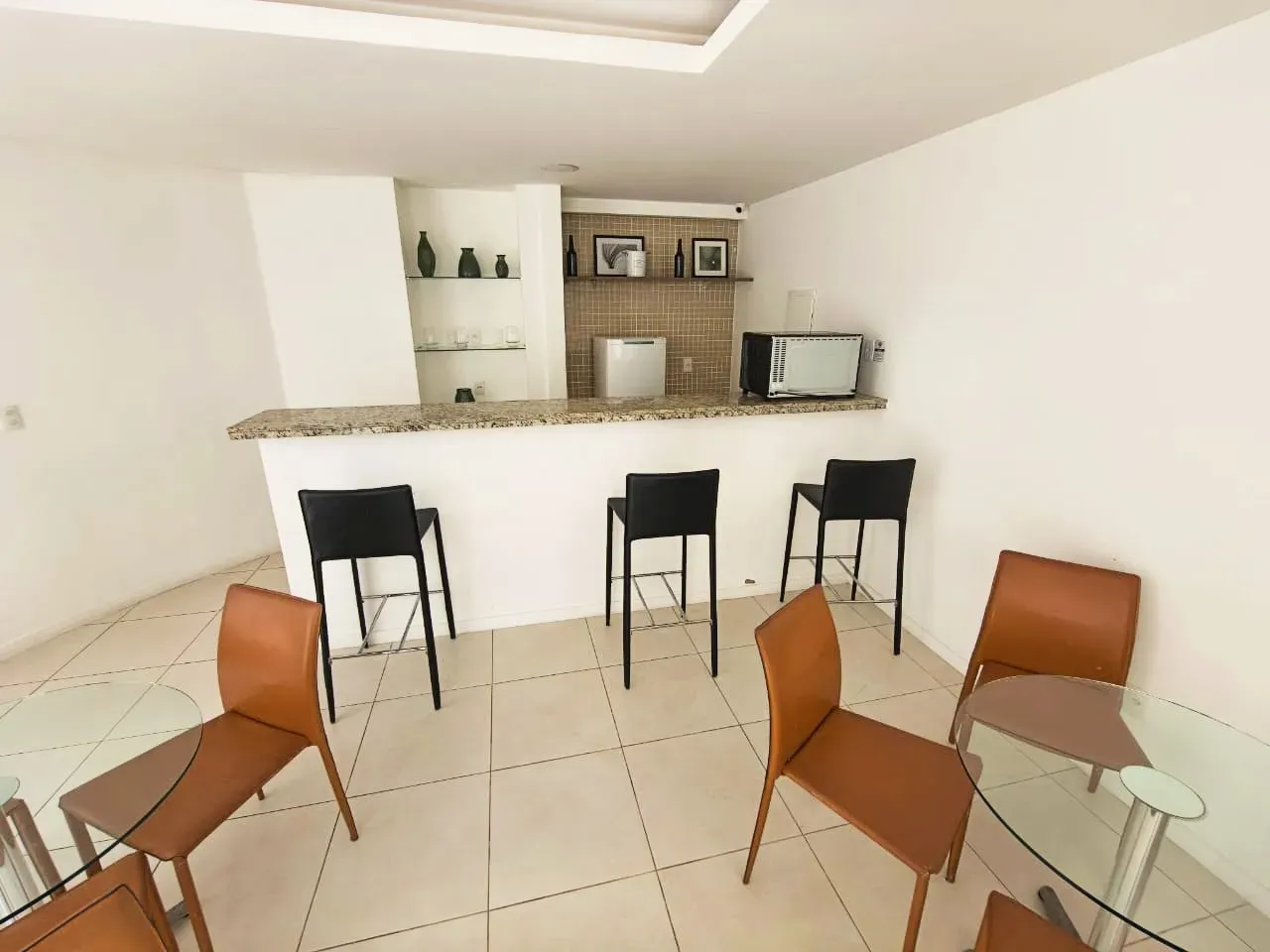 2-bedroom apartment with balcony, closed kitchen — photo 66