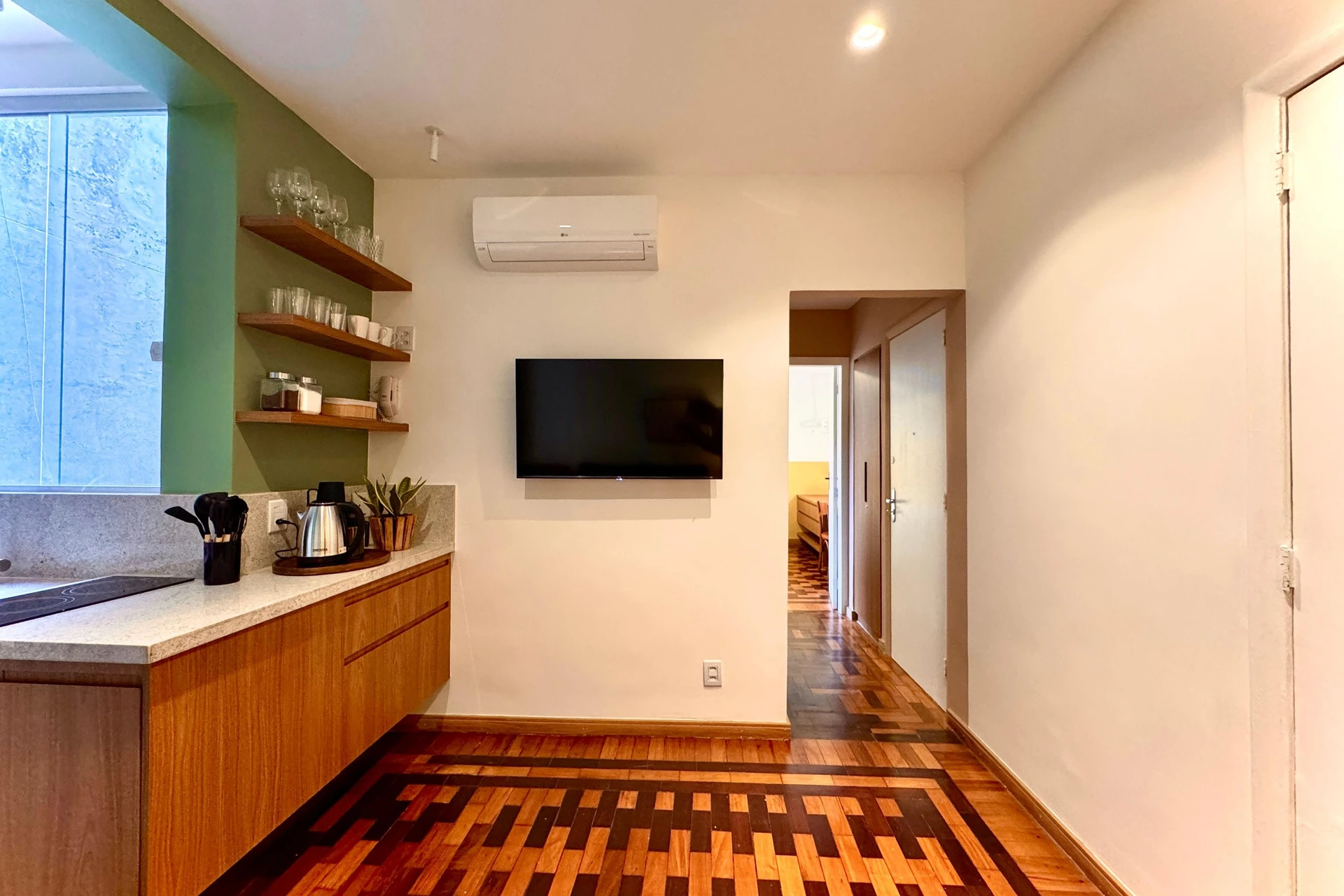 Apartamento amueblado de 1 dormitorio sin plaza y 1 baño — photo 10