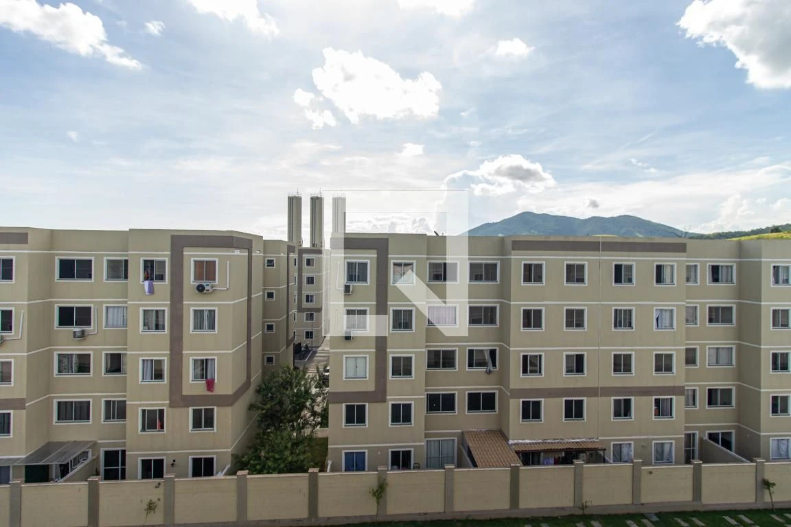 Apartamento com 2 quartos, 1 vaga e área de lavanderia — photo 4