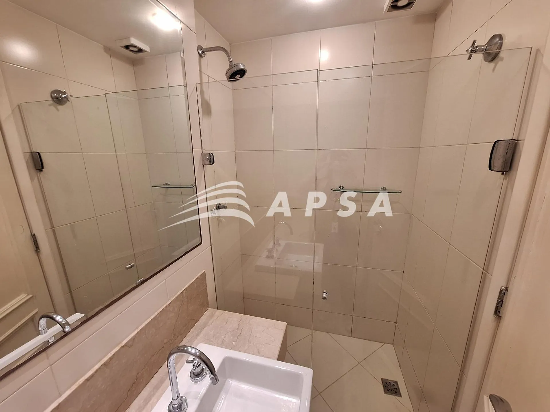 3-bedroom apartment with a home office in Rio de Janeiro — photo 12