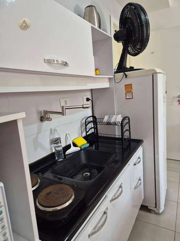 Furnished 1-bedroom apartment with private garden — photo 3