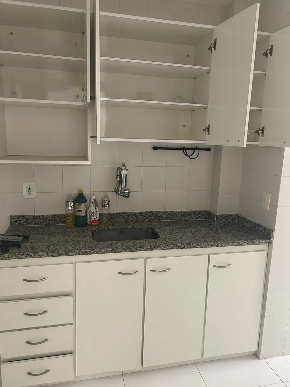1-bedroom apartment with 2 bathrooms and maid’s room — photo 2