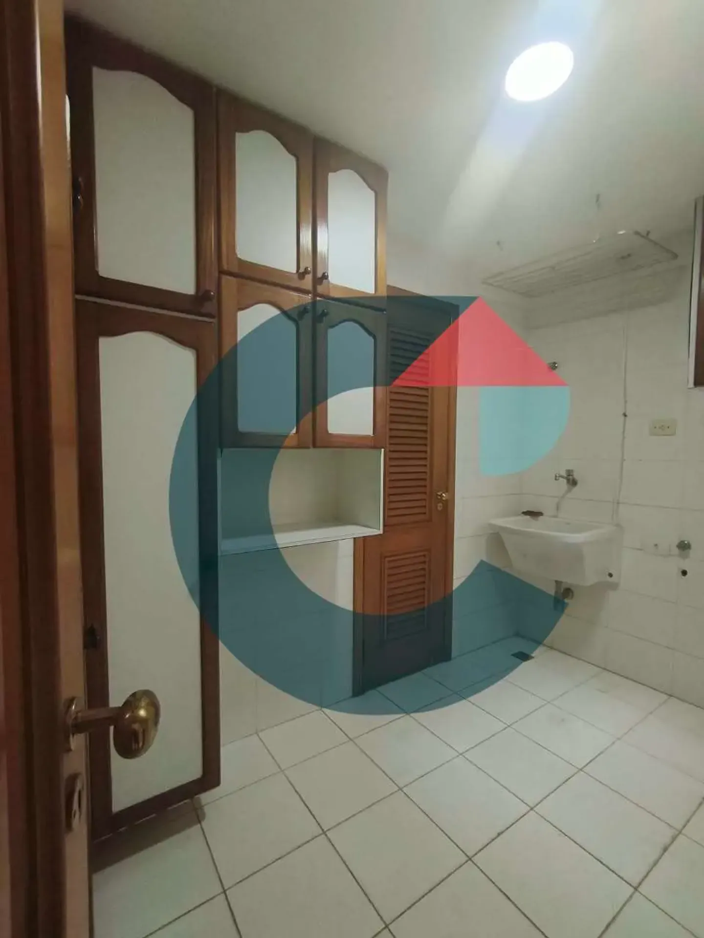 Departamento en piso 2 con bañera — photo 43