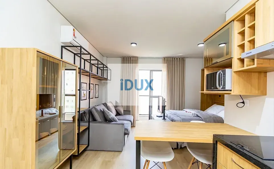 Studio mobiliado em condomínio com piscina