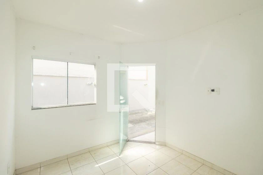 Condominium house with 2 bedrooms and balcony — photo 8