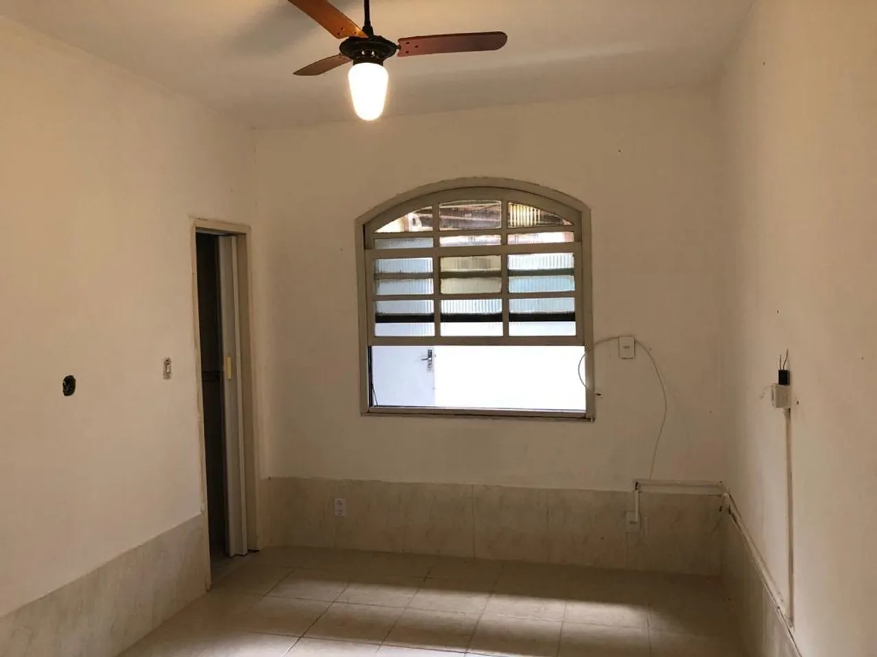 House with 3 bedrooms, 3 bathrooms and an open-plan kitchen — photo 17
