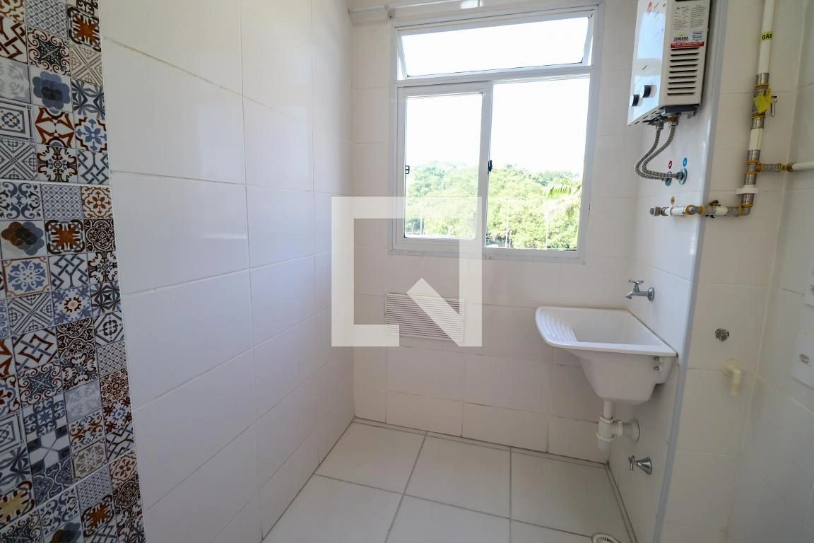 Apartamento sem mobília com 2 quartos e garagem — photo 32