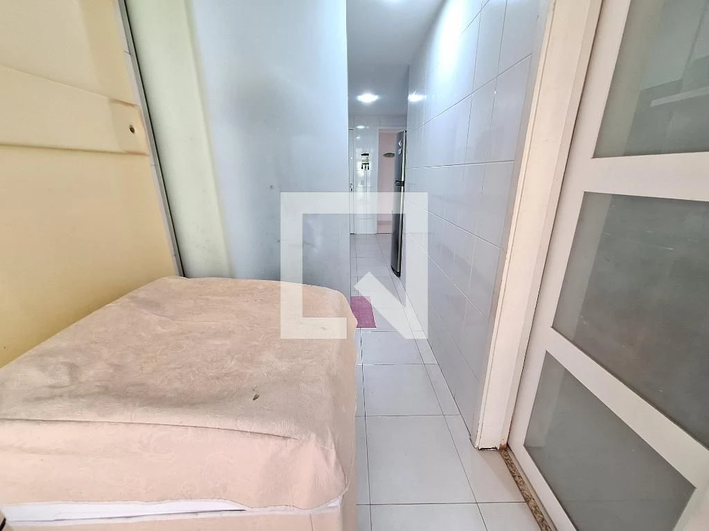 Furnished 3-bedroom apartment with 3 bathrooms — photo 15