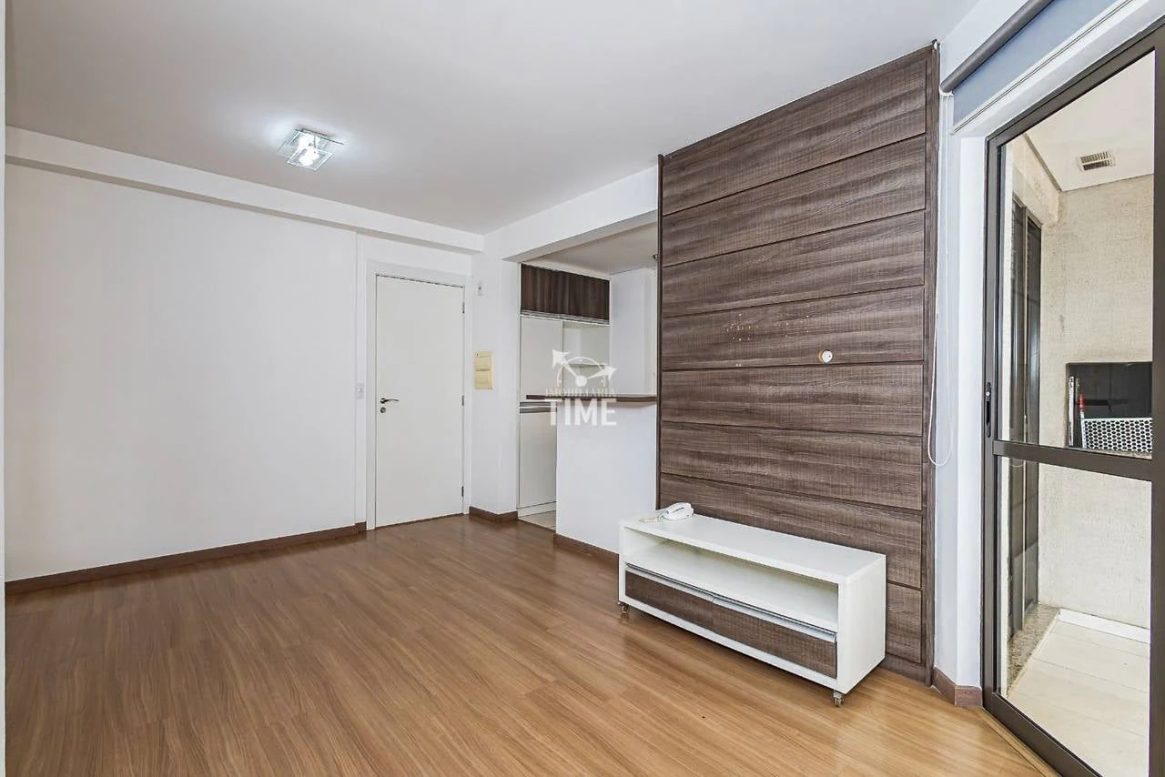 2-bedroom apartment with a home office in Curitiba — photo 13