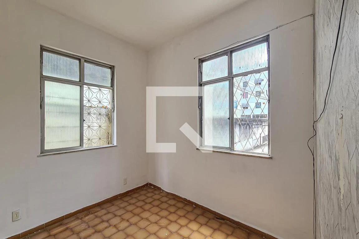 House with 3 bedrooms, 1 bathroom and 1 parking spot — photo 17