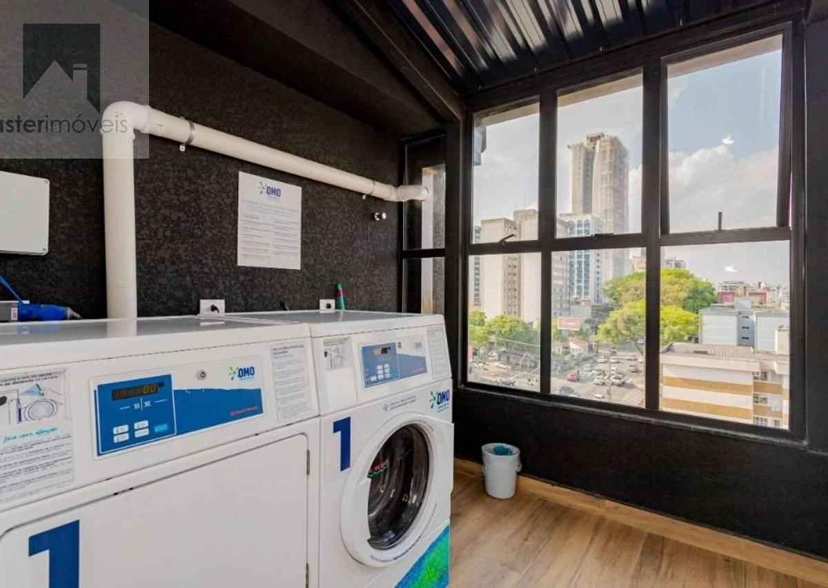 19 m² apartment with floor-to-ceiling windows and a dryer — photo 38