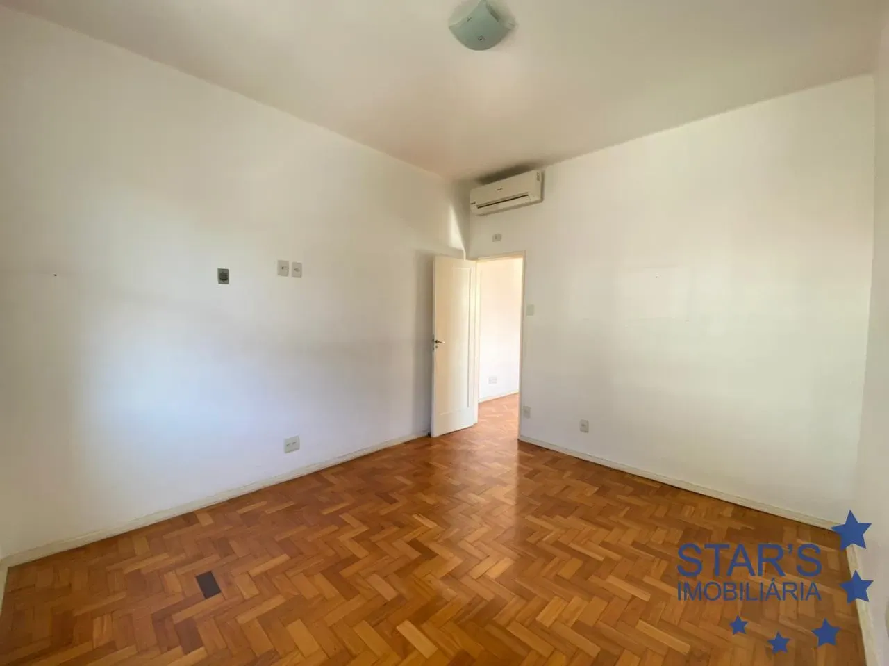 3-bedroom apartment with a washing machine in Rio de Janeiro — photo 15