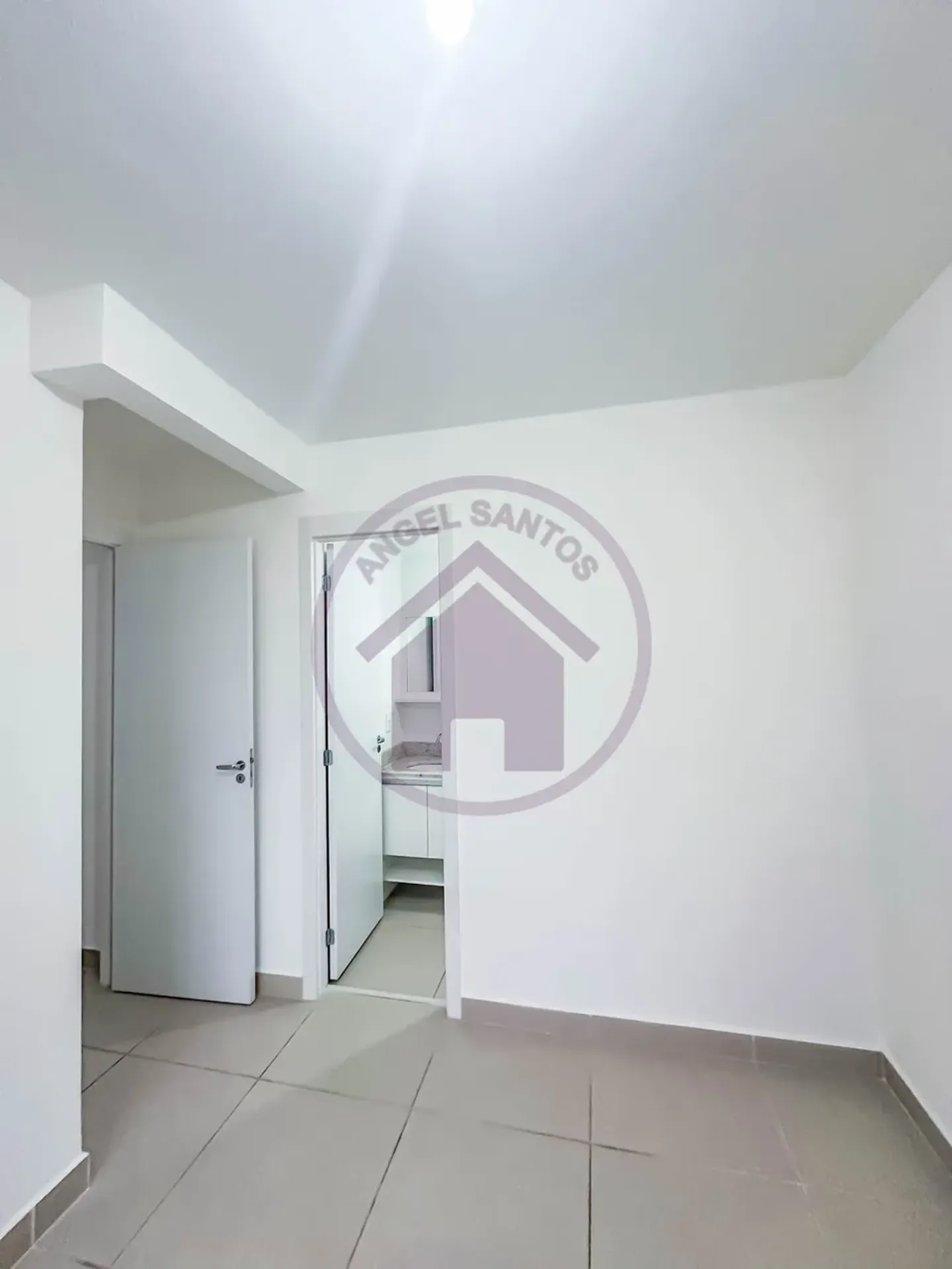 Стиральная машина и 2 спальни: квартира 50 м² — photo 31