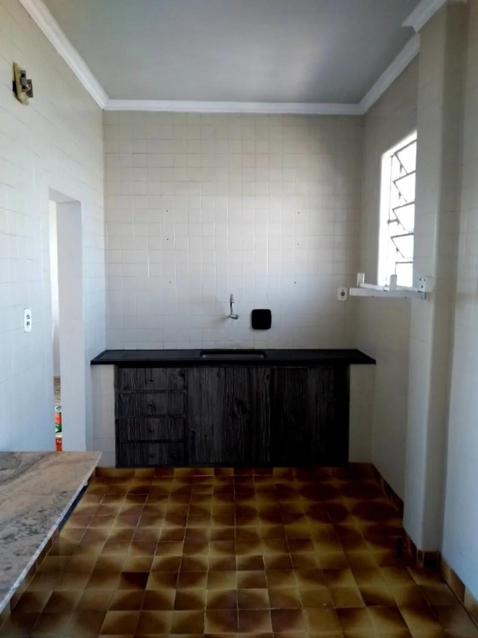 2-bedroom apartment with a mountain view — photo 11