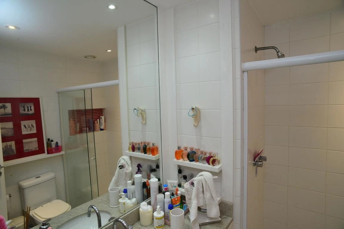 Furnished apartment with 4 en-suites and 5 bathrooms — photo 53