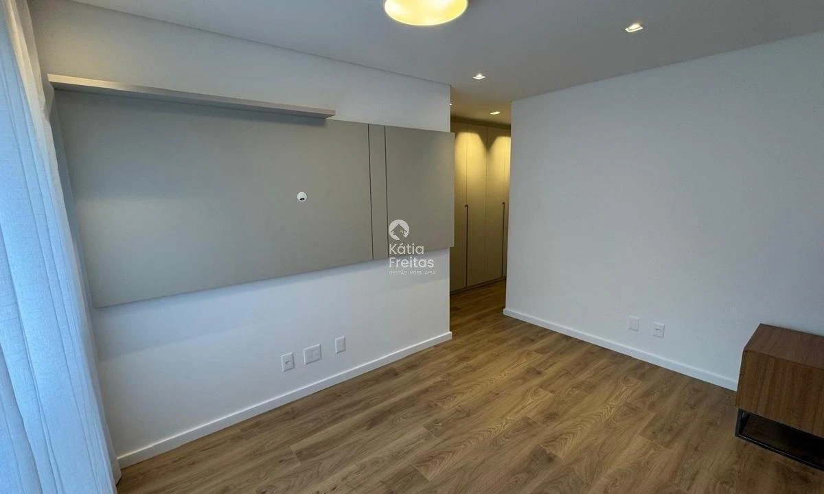132 m² unfurnished apartment with 3 en-suites — photo 50