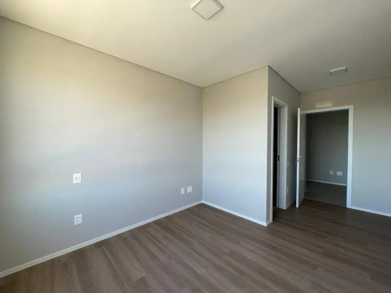 Apartamento de 2 suítes com cozinha fechada e 2 vagas — photo 29