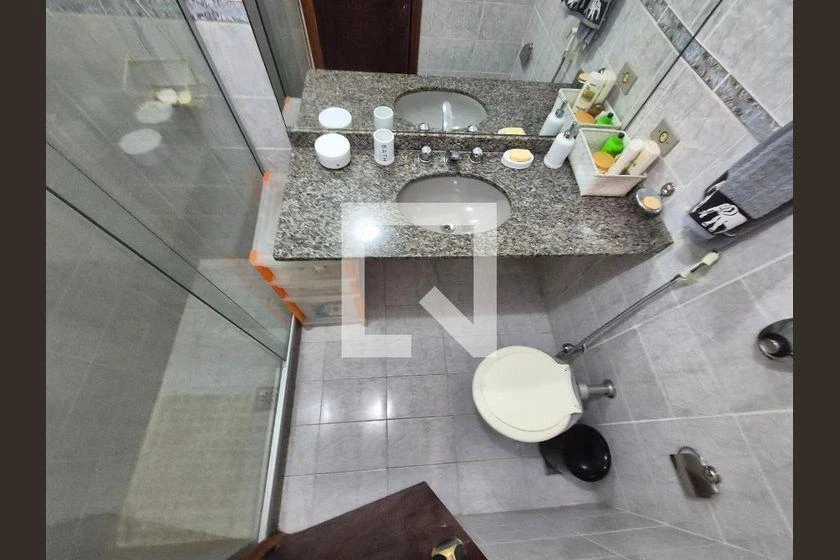 Apartamento de 2 quartos com varanda envidraçada — photo 33
