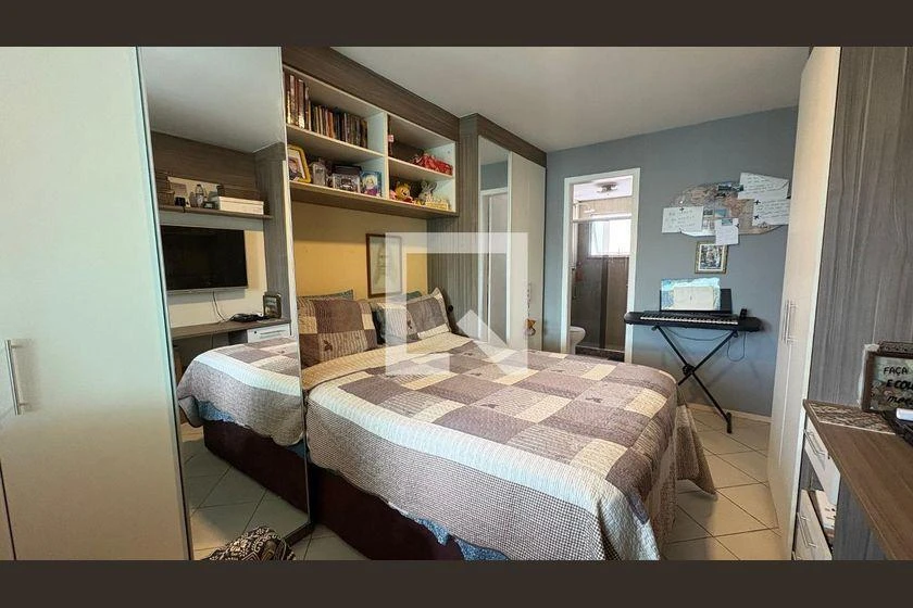 3-bedroom apartment with a washing machine — photo 8