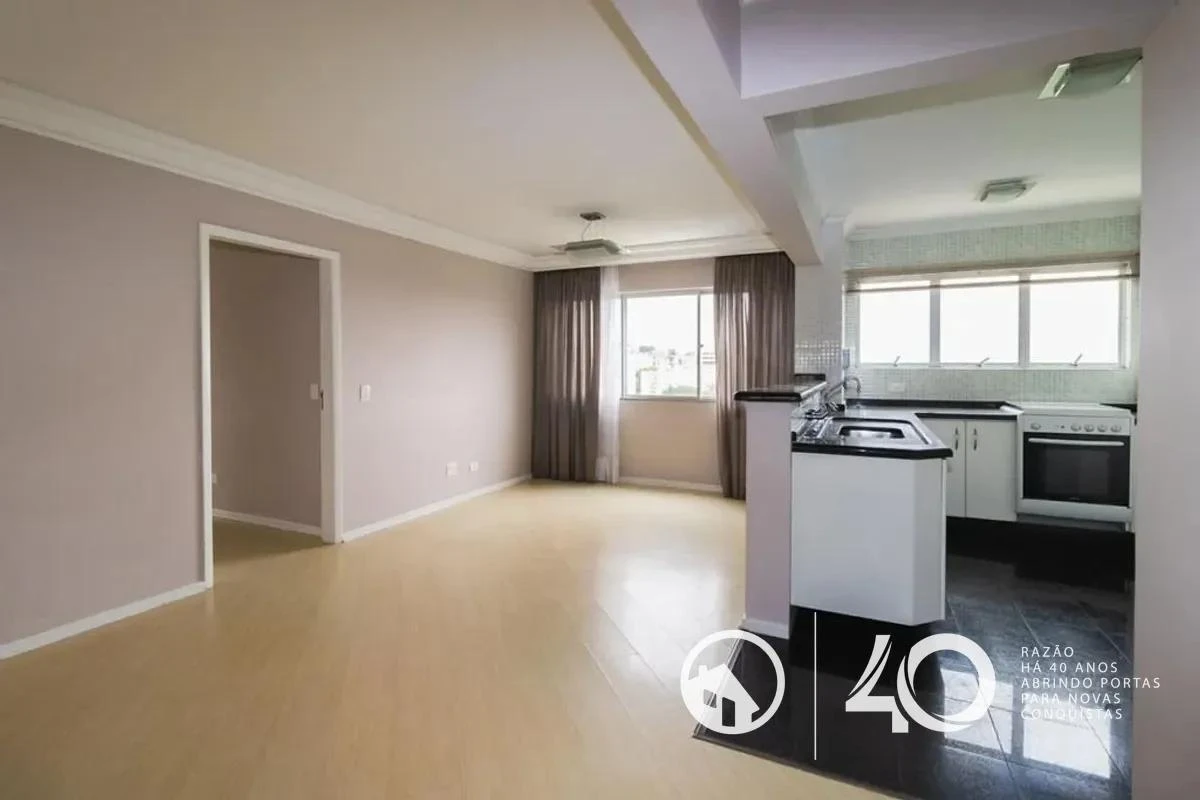 Home office in a 3-bedroom apartment, 96 m²