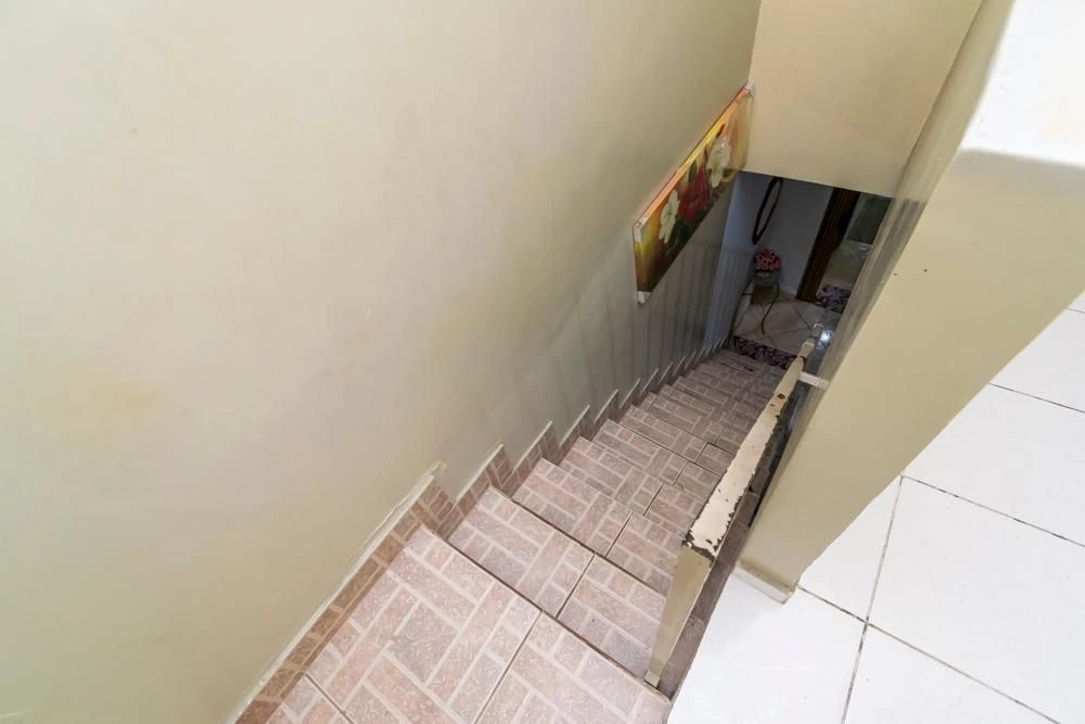Furnished house with 5 bedrooms and a balcony — photo 8