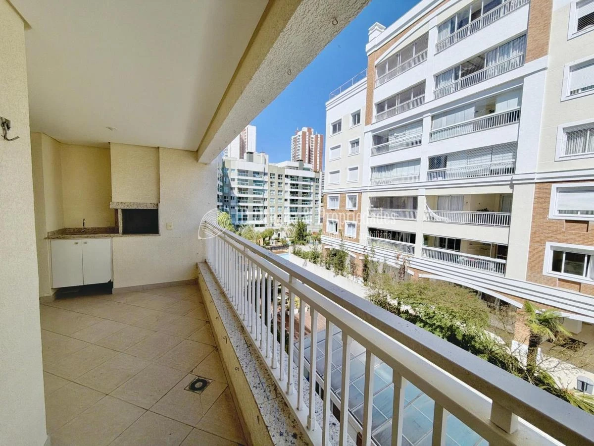 3-bedroom apartment in a building with a pool — photo 16