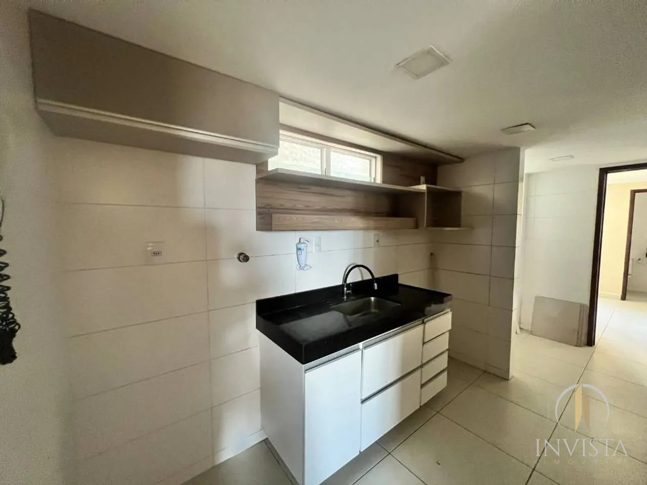 3-bedroom apartment with a walk-in closet — photo 2