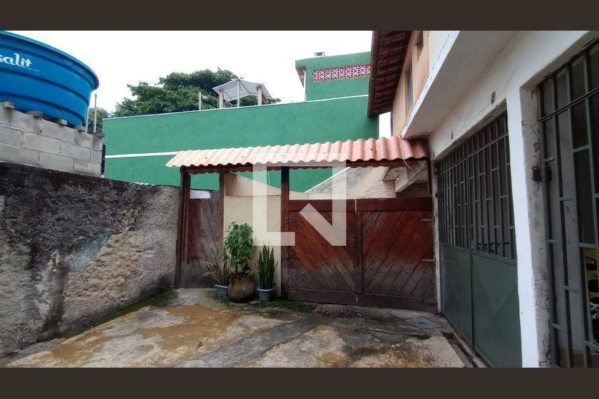 2-bedroom house with a garden — photo 31
