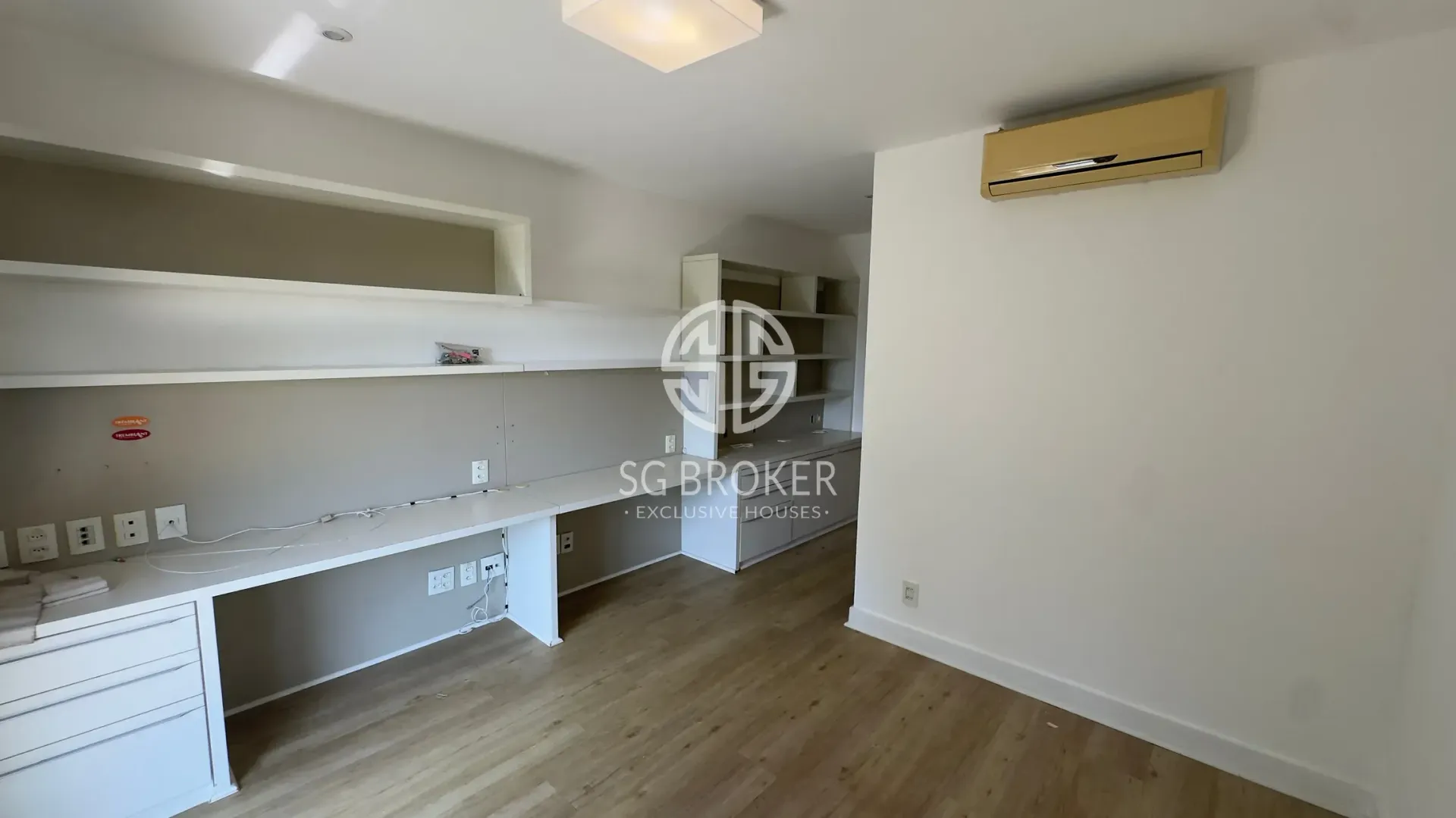 Apartamento com cozinha integrada e 4 dormitórios — photo 31