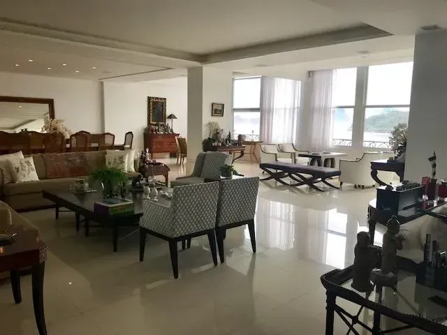 Unfurnished apartment with 3 bedrooms and 5 bathrooms — photo 7