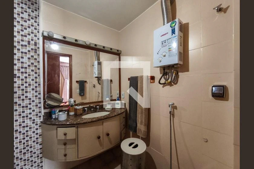 Mountain view in a 4-bedroom apartment, 159 m² — photo 23