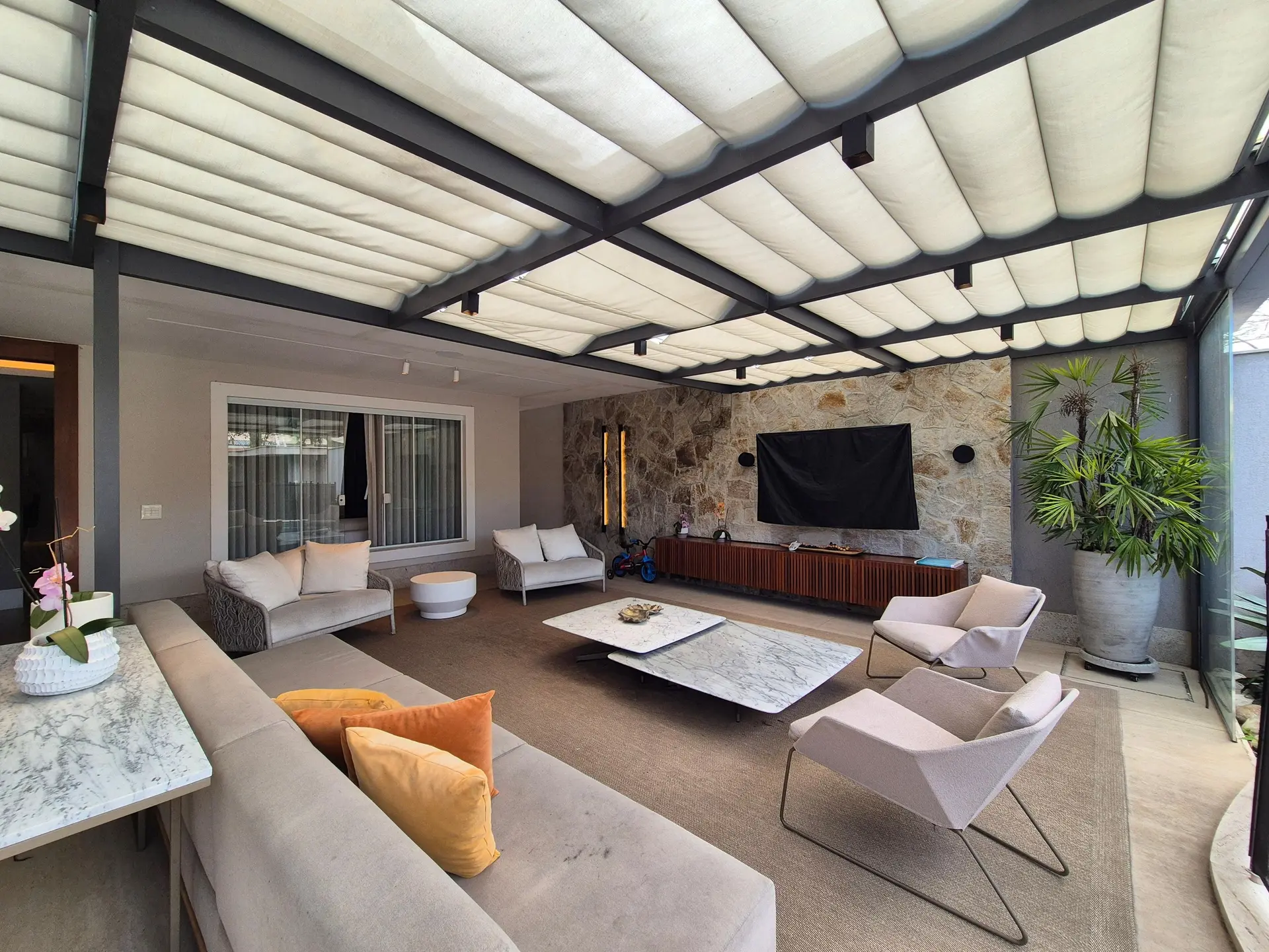 Casa de 373 m² com piscina privativa e lava-louças — photo 18