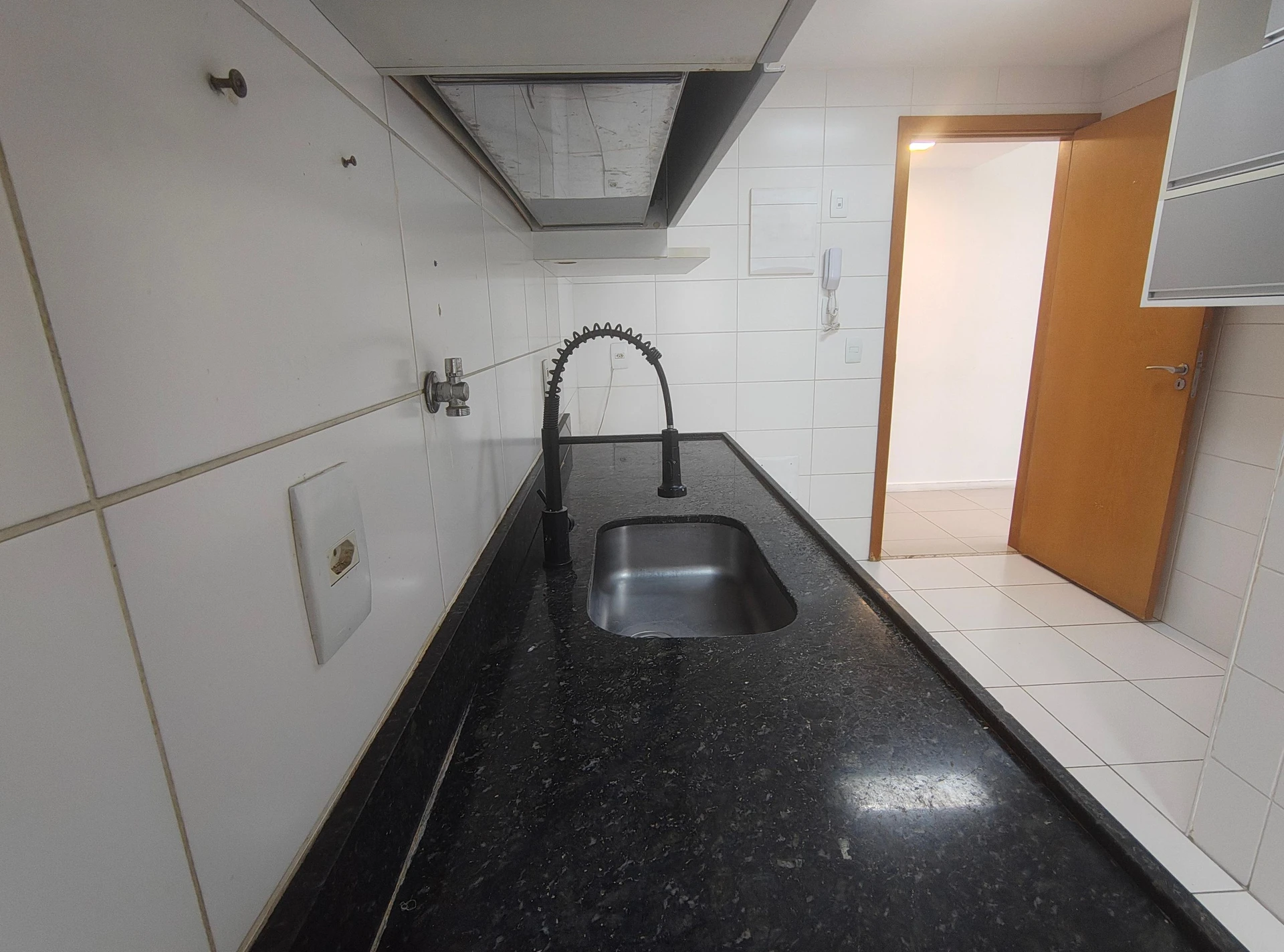 Rental apartment with 3 bedrooms and enclosed balcony — photo 45