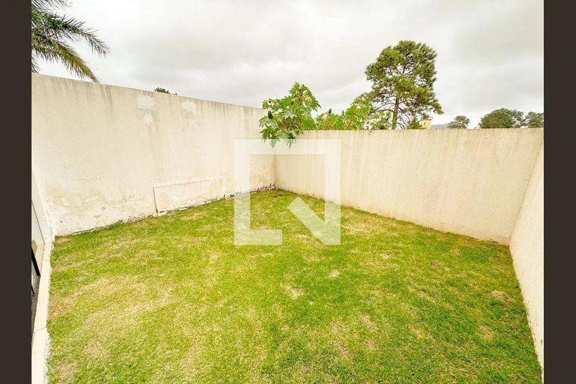 2-bedroom house with a grill on the balcony in Florianópolis — photo 8