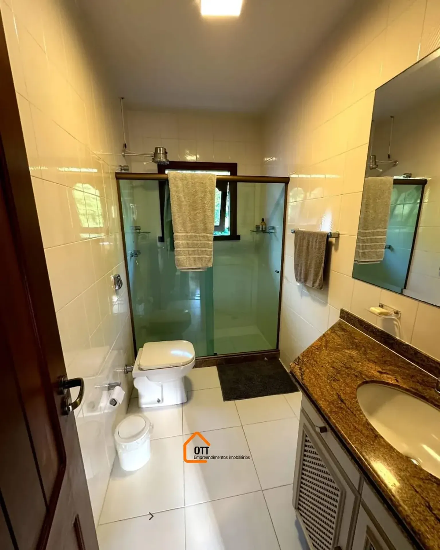 Casa com varanda e churrasqueira 5 quartos e 5 banheiros — photo 28