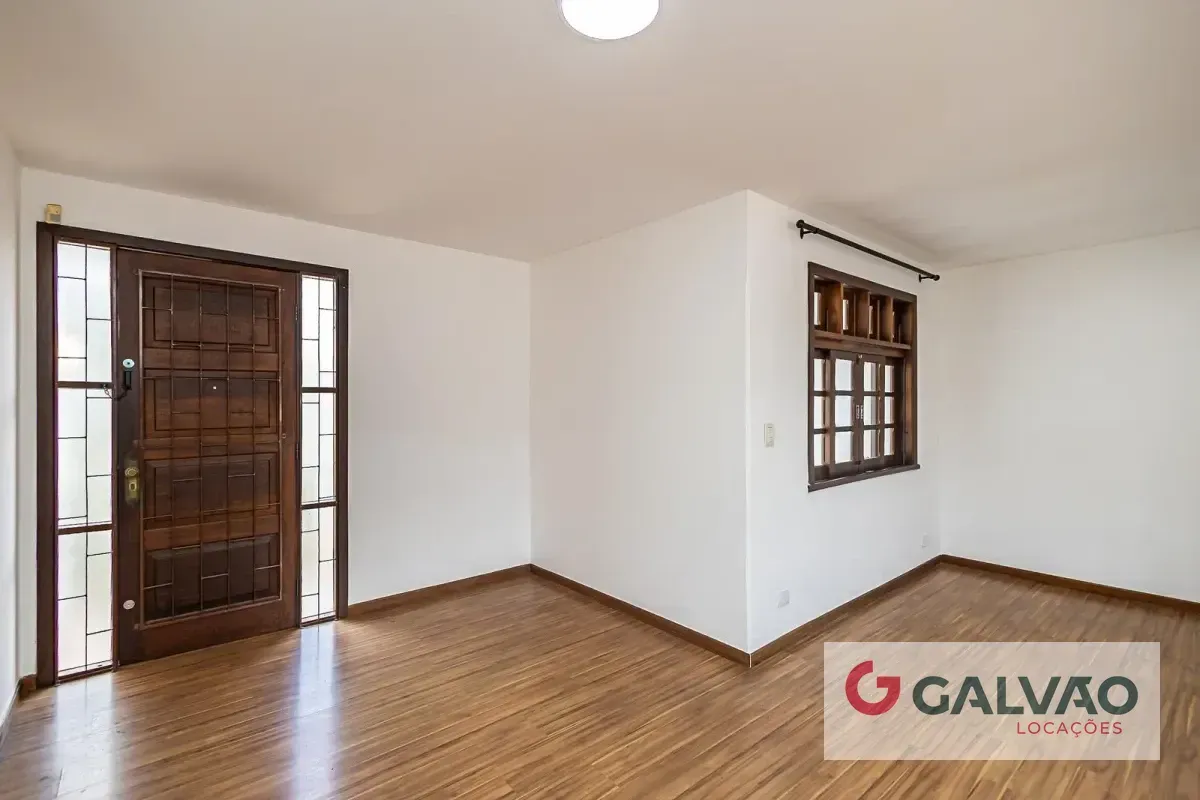 Ванна та 3 спальні: будинок 210 м² — photo 12