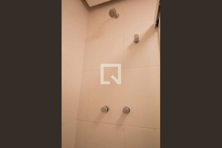 Apartment, 92 m², with a glass-enclosed balcony — photo 33