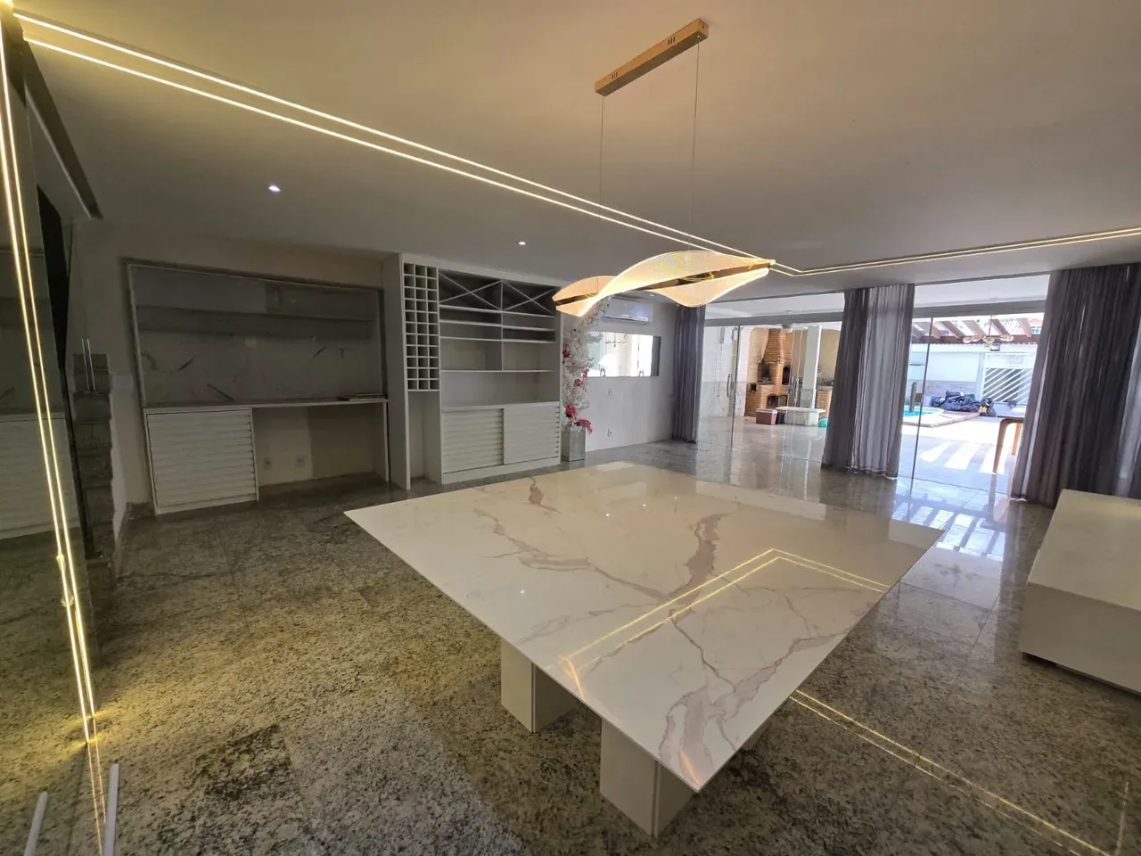 Casa para aluguel com 300 m², 5 quartos e cozinha a gás — photo 17