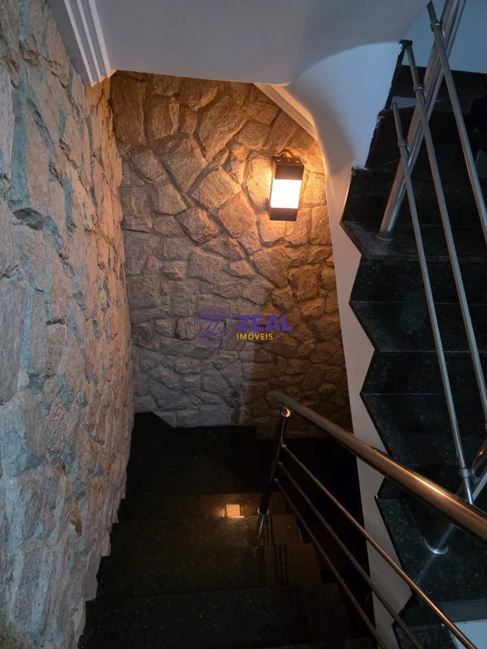 4-bedroom house with a walk-in closet in Rio de Janeiro — photo 3