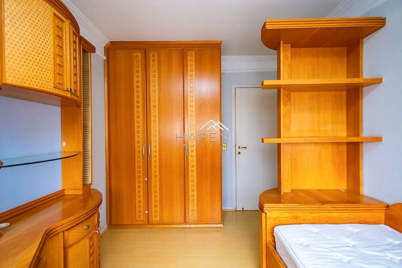 Furnished 4-bedroom apartment with 4 bathrooms — photo 11
